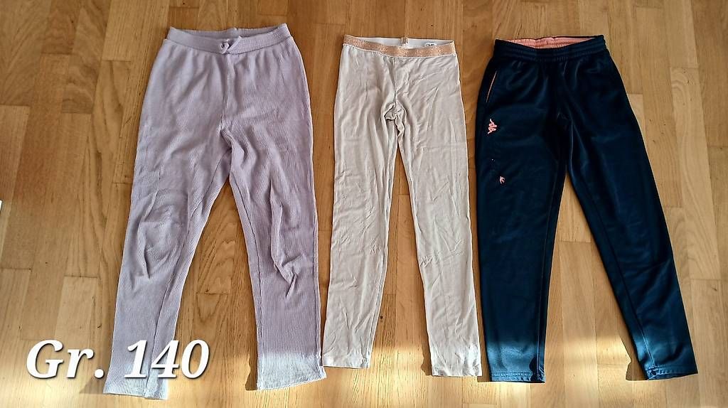 Lotti & Set di vestiti: Kleiderpaket gr. 140 – Usato da Bern venduto da dmanci 2