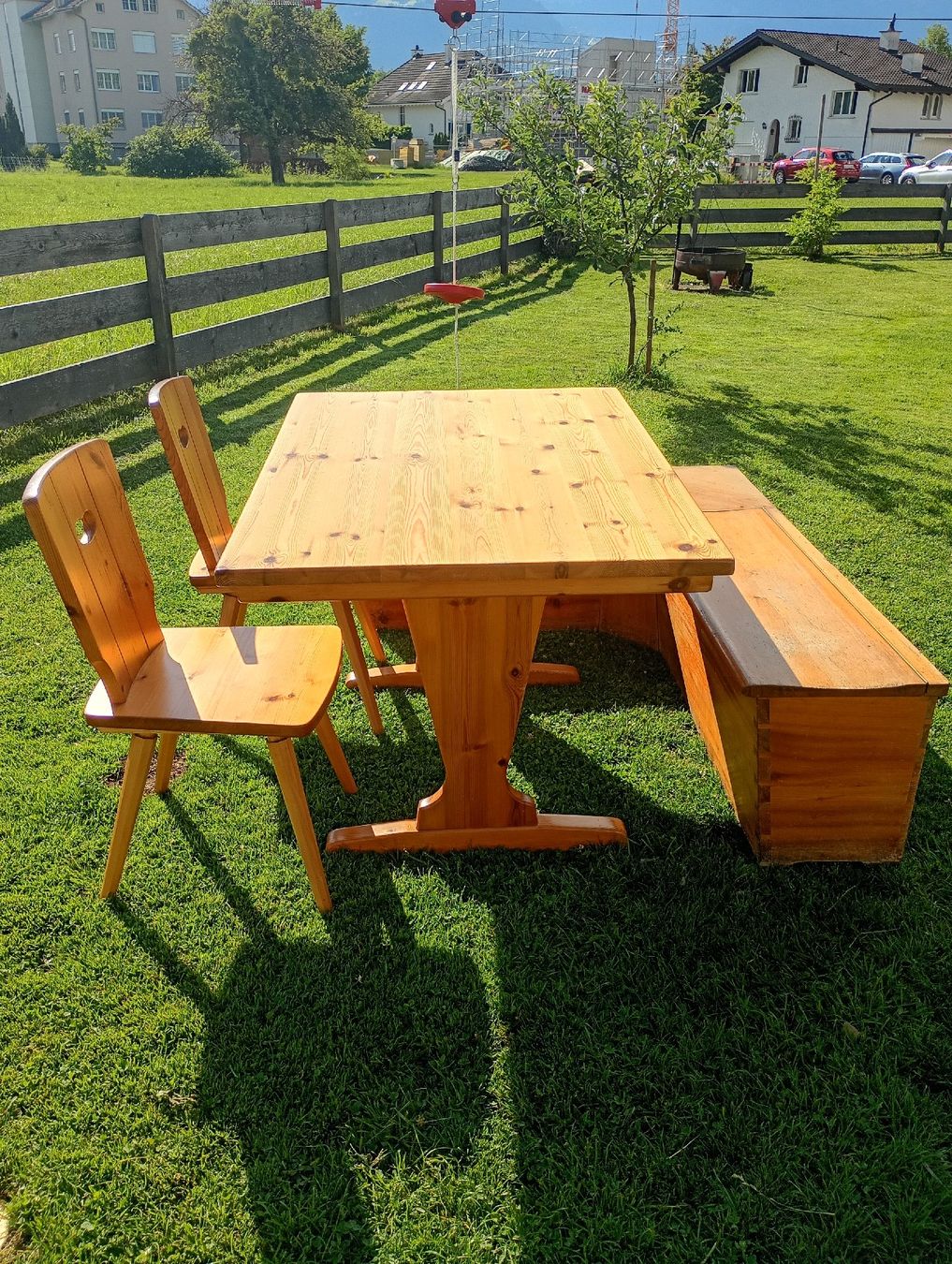 Tischset: Rustikales Eckbank-Set aus Holz – Gebraucht aus Werdenberg von claude-z3