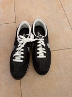 Baskets Nike noires femme pointure 39/40 bon état