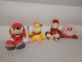 4 peluches jeux video