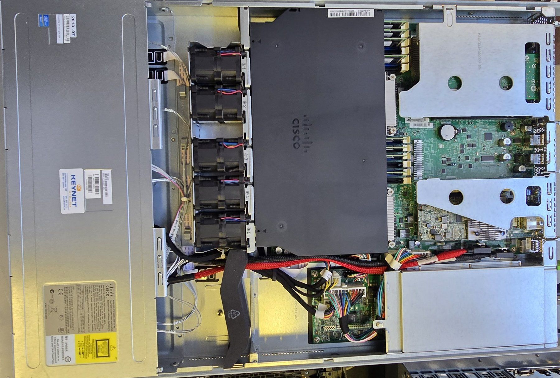 Cisco Server: Cisco UCSC-C220-M3S – Usato da Wolfhausen venduto da exasys 1