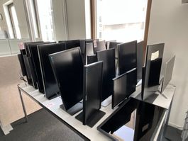 25 Dell / LG Flachbildschirme (Lot 309) 8304 Wallisellen