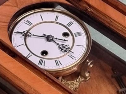Orologi da terra & Orologi da parete: Antike Wanduhr Wiener Stil – Usato da Zürich venduto da Pinogaudio 8
