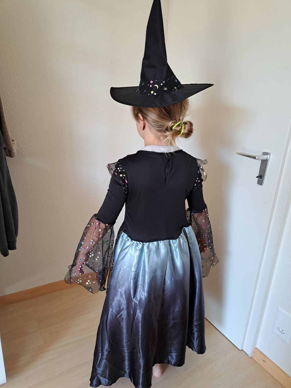 Kostüme: Halloween Kostüm Hexe – Neu (gemäss Beschreibung) aus Emmenbrücke von groie 2