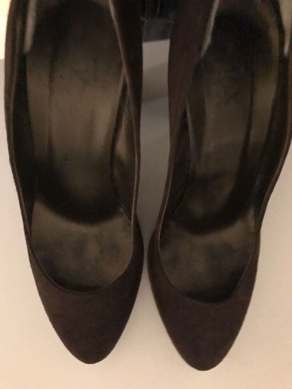 Scarpe da donna: Schöner brauner Pumps. Gr. 38 MAX – Usato da Aeschlen ob Gunten venduto da Sonjan 2
