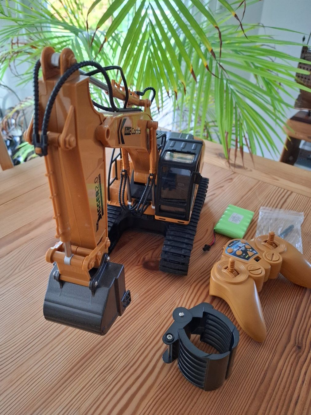 Revell RC Kits de montage: Revell RC Bagger Digger 2.0 – Neuf (Voir description) à Chabrey par fluvius 2