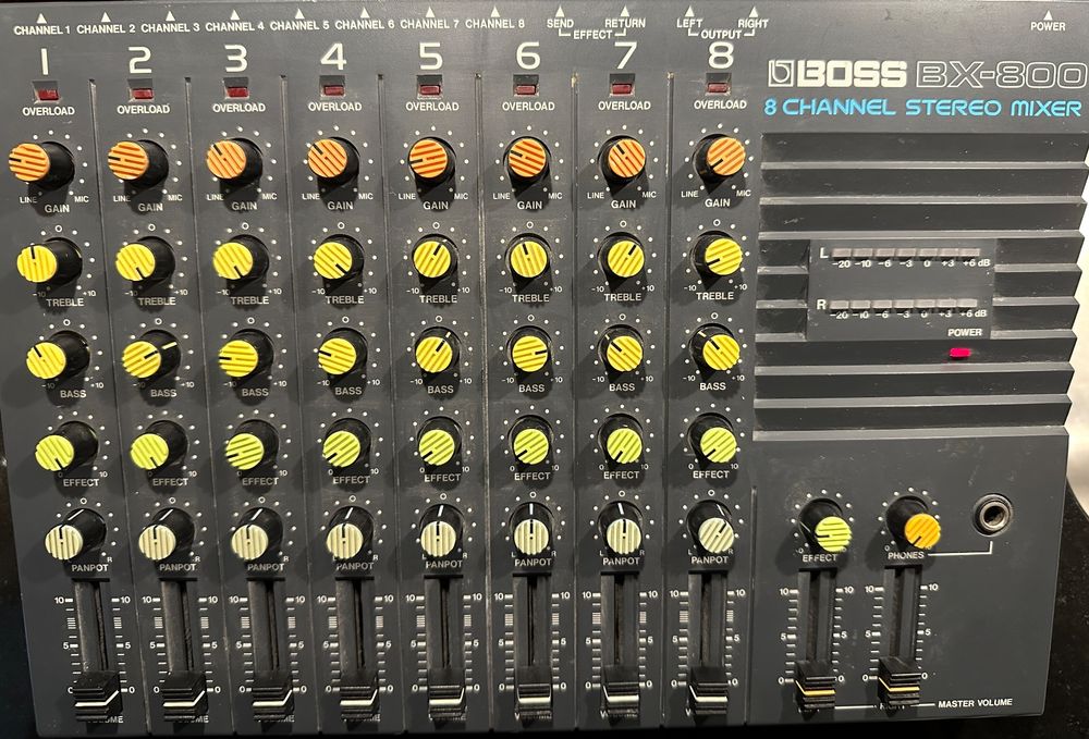 BOSS BX800 8Kanal Mixer Kaufen auf Ricardo