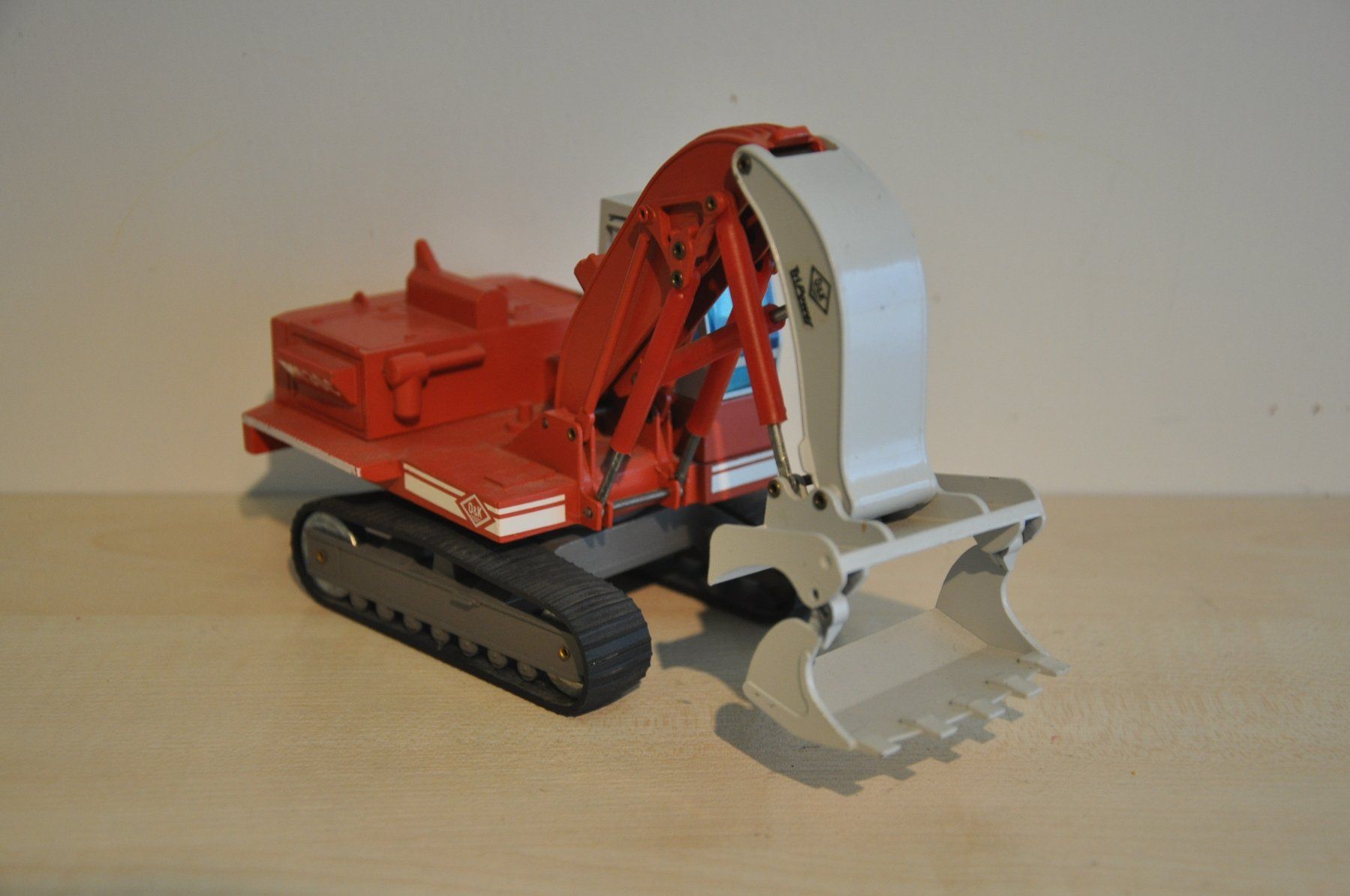 Kit di modellismo & Modellini statici: O&K RH 30 C Raupenbagger – Difettoso da Mitlödi venduto da worker04 3