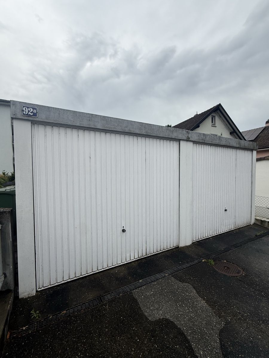 Abris: Garageboxen – D'occasion à Täuffelen par valdete1987