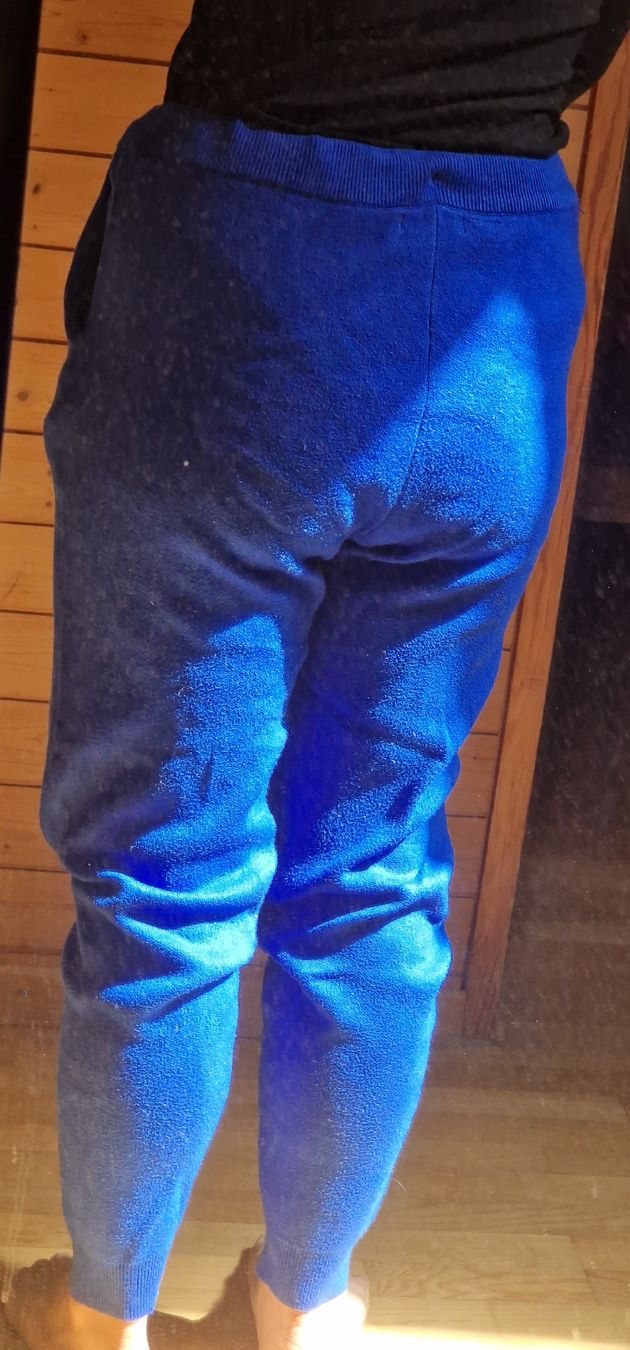 Pantaloni: Blaue weiche Jogginghose – Usato da Wil SG venduto da zeh_pck9 2