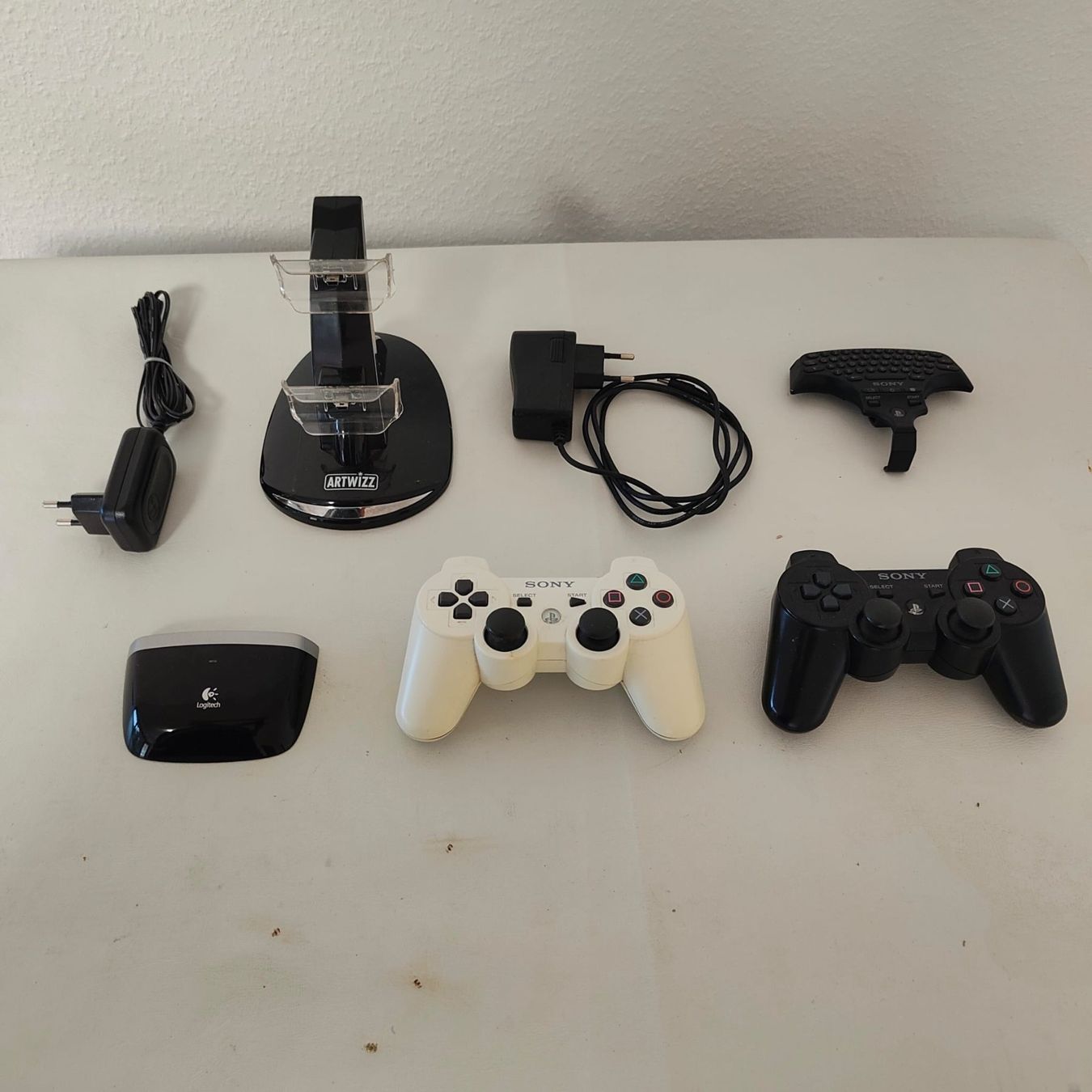 Controller: 2 Stück PS3 Controller mit Zubehör – Usato da Reinach BL venduto da all_sk2n