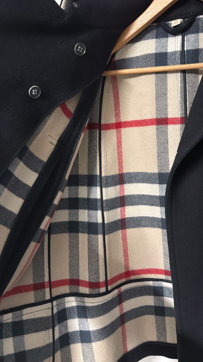 Burberry Cappotti: Burberry Sleeveless Coat – Nuovo (secondo la descrizione) da Herrliberg venduto da ResellerZH 4