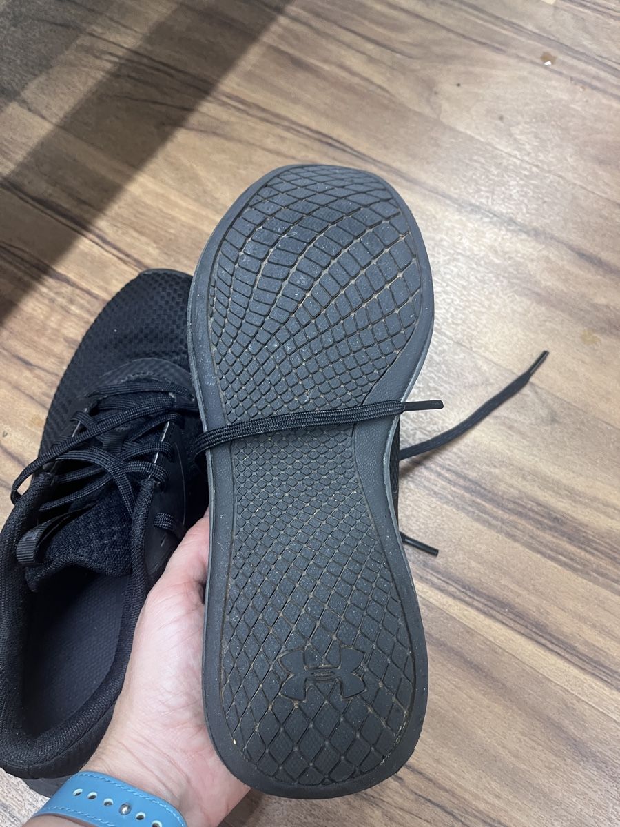 Under Armour Scarpe da uomo: Under Armour Sneaker  – Usato da St. Gallen venduto da elli18 5