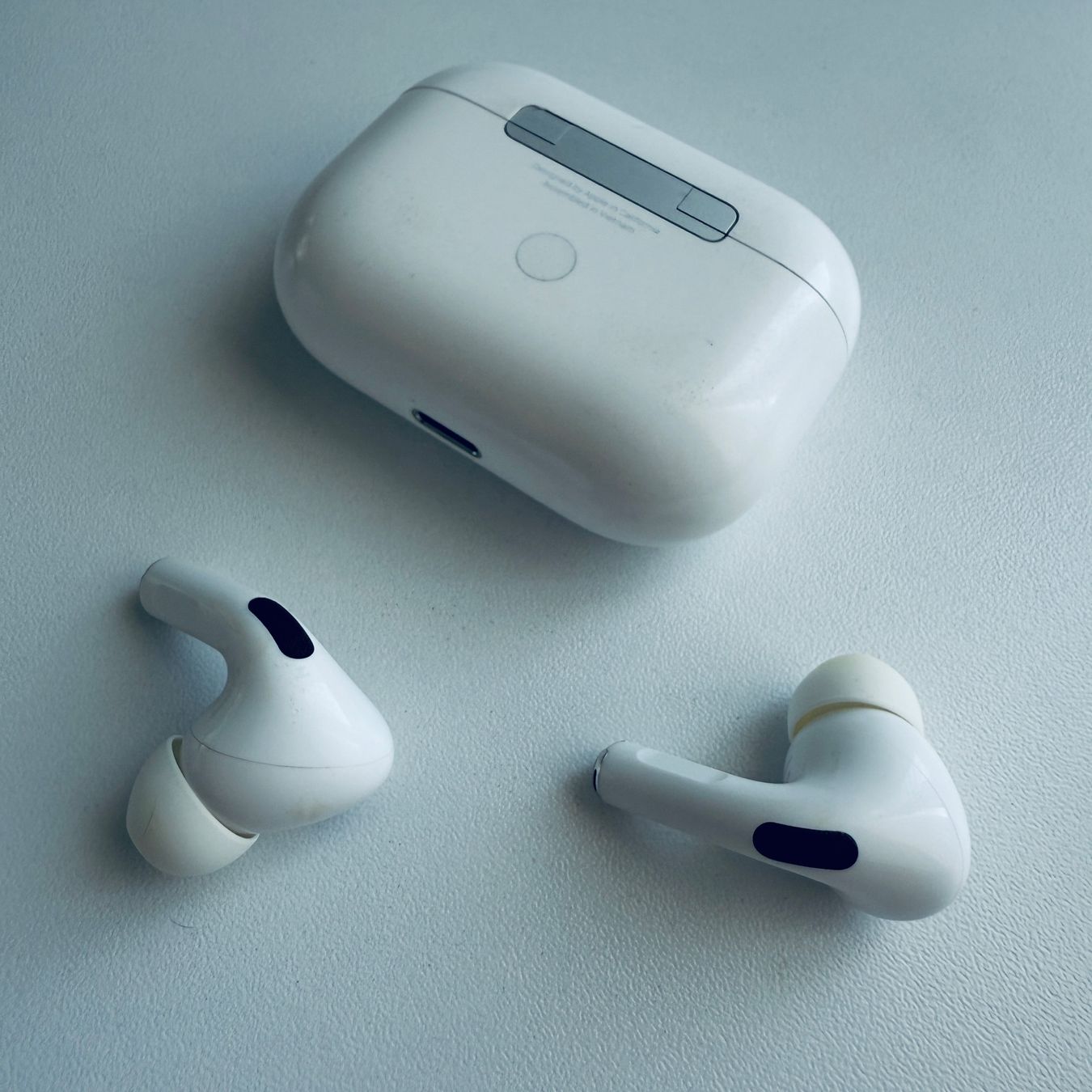 Apple Kopfhörer: Original Apple AirPods Pro 1 Gen. MagSafe Case – Gebraucht aus Basel von MY.AIRPODS.SHOP 4