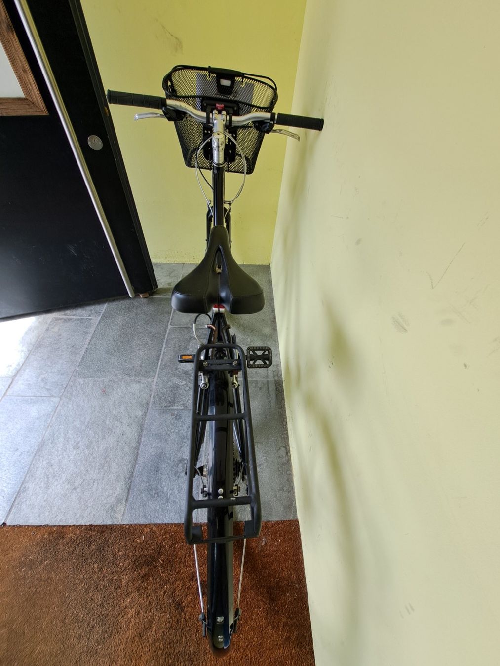 Specialized Biciclette: Specialized Globe Work 01, frisch revidiert – Usato da Glarus venduto da VeloShop_Glarus 2