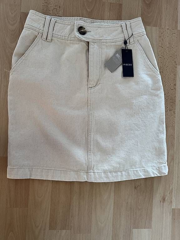Gonne: Jeansrock beige Gr.S/M beige – Usato da Hütten venduto da bri_kkp6