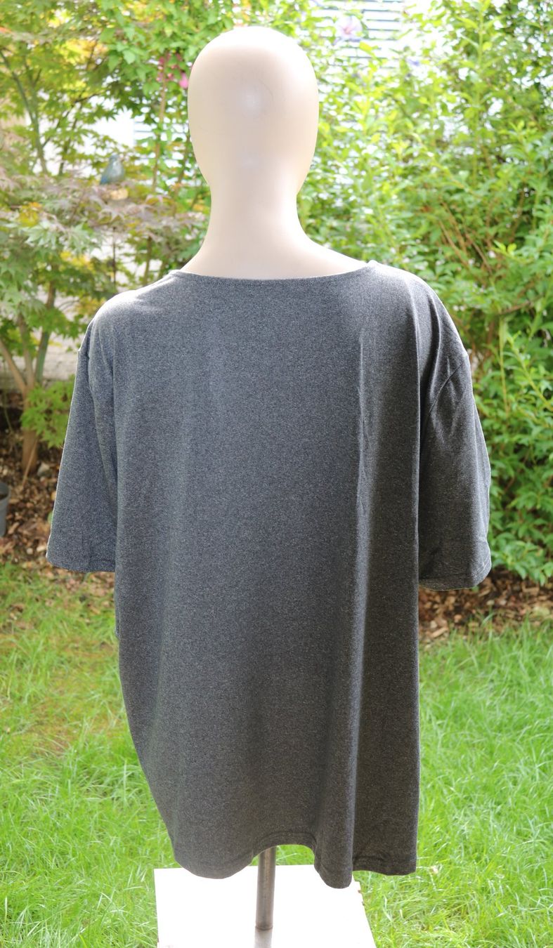 T-shirt: T-Shirt – Nuovo (secondo la descrizione) da Frick venduto da Beni58 2