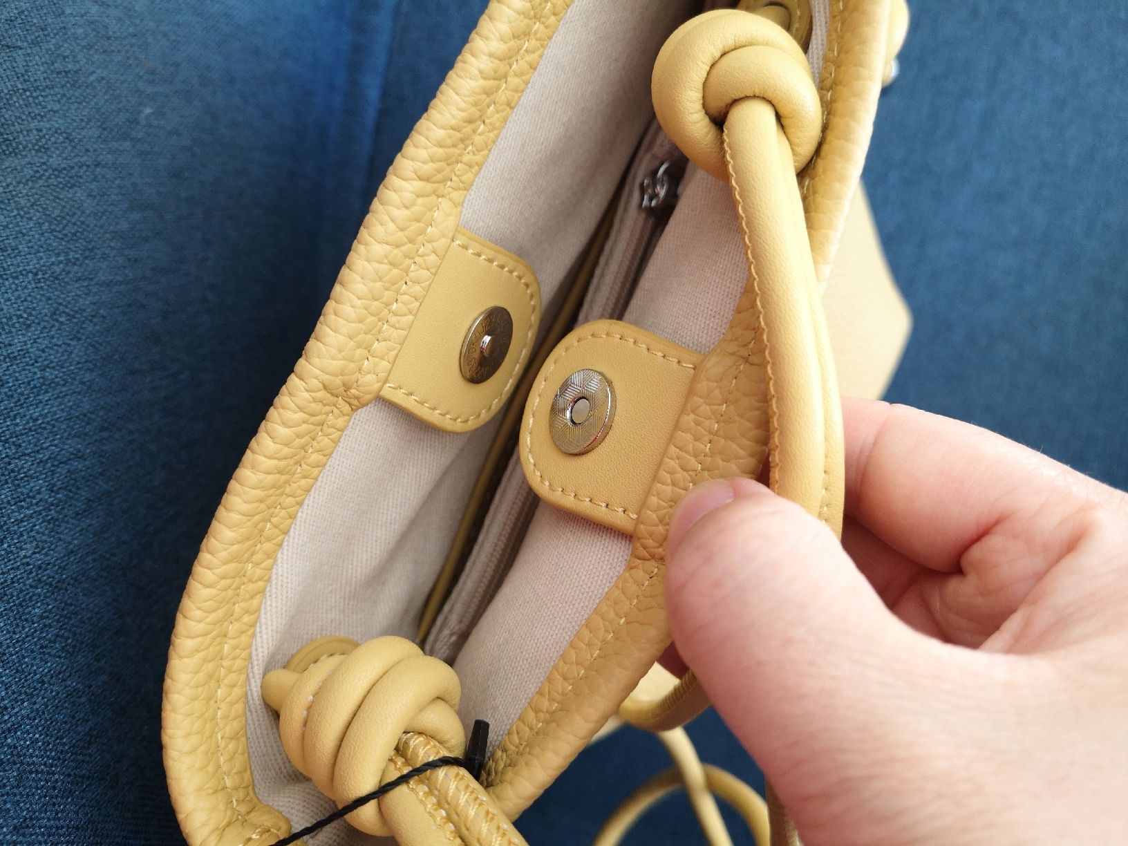 Borse da donna: Hochwertige Rind Leder-Tasche Neu – Nuovo e nell'imballaggio originale da Brig venduto da Tucan_52wm 5