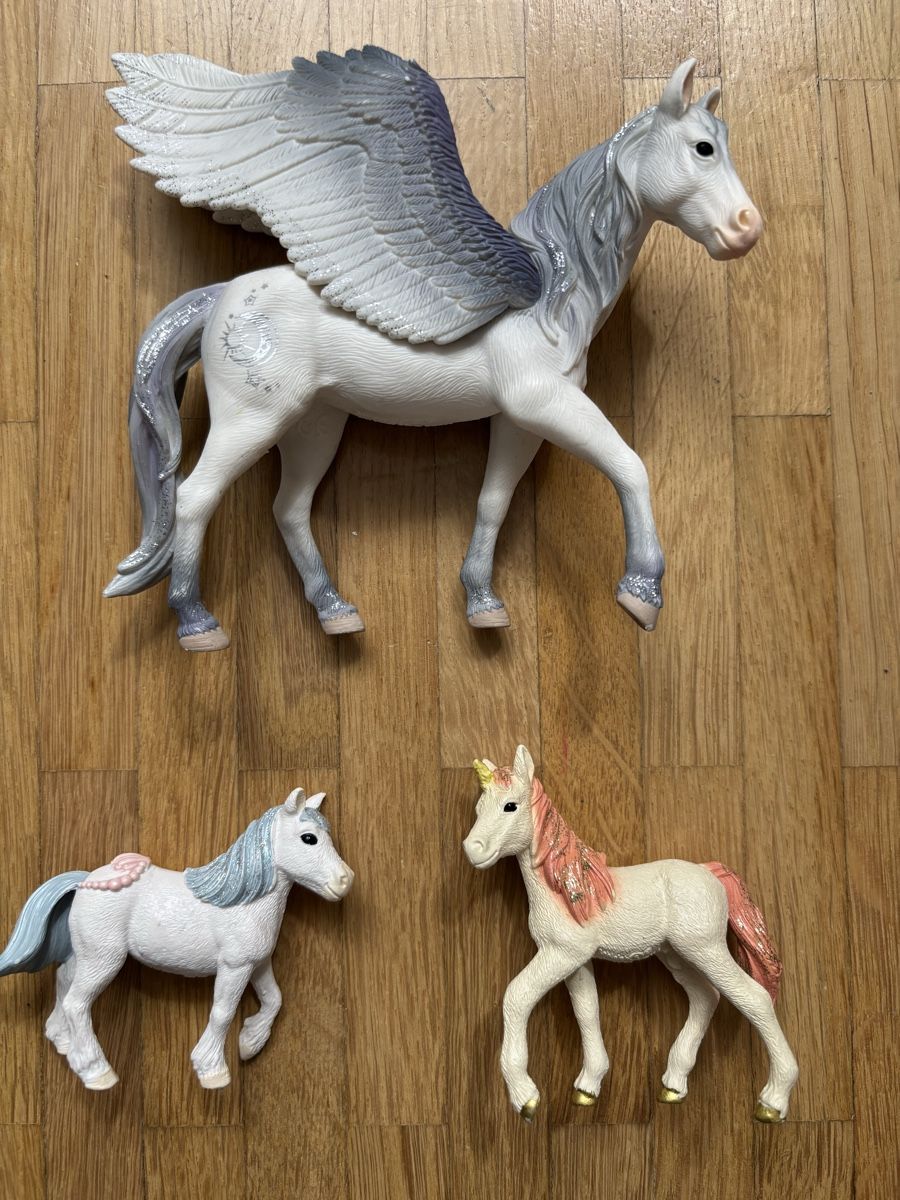 Schleich Spielzeuge: Schleich Pferde – Gebraucht aus Niederwangen b. Bern von muidop