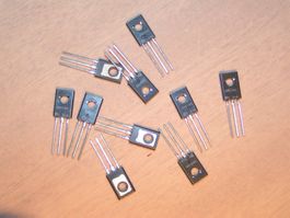 10 Stk. PNP-LeistungsTransistoren 2N5195