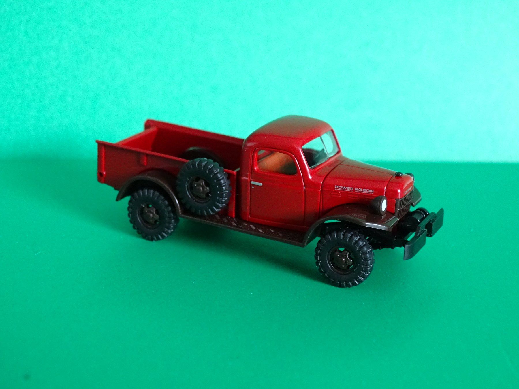 Busch Modellini d'auto: Dodge Power Wagon von Busch 1/87 – Nuovo e nell'imballaggio originale da Bretzwil venduto da Meex 1