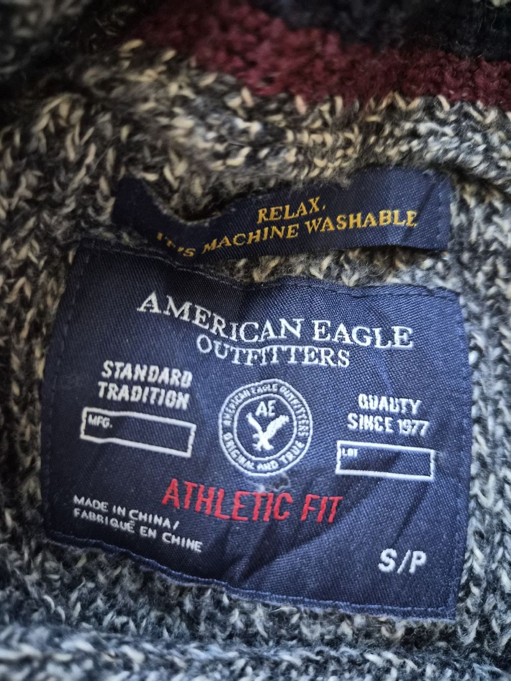 American Eagle Maglioni & Felpe: Pull American Eagle gris chiné col châle taille S/P – Usato da La Joux FR venduto da car_ck96 2