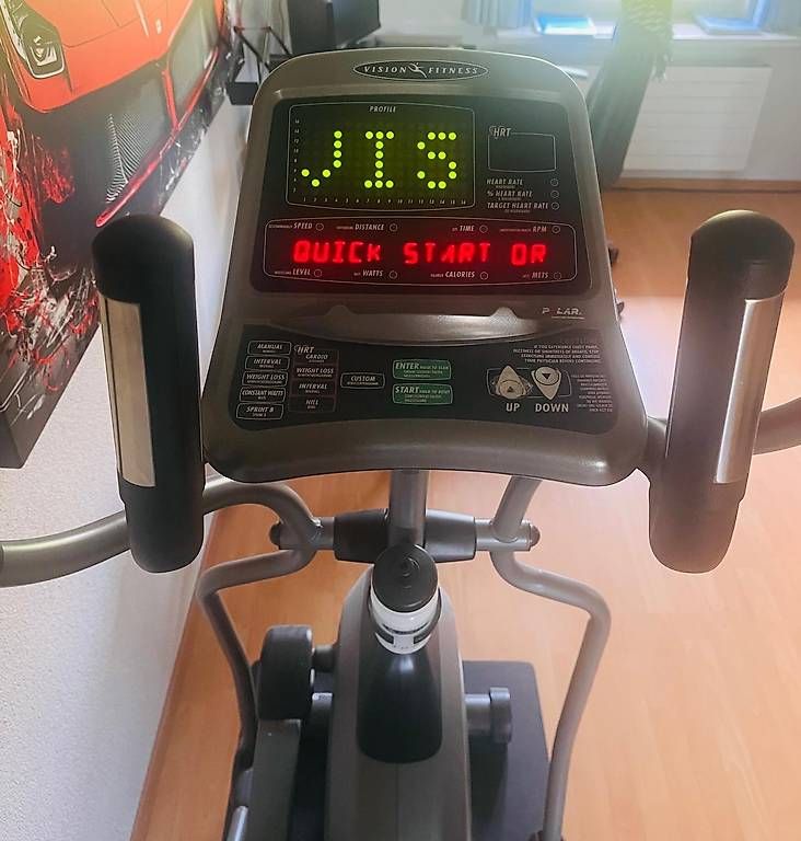 Hometrainer: Cross Trainer X6200HRT – Usato da Elgg venduto da JumpyLilly 3