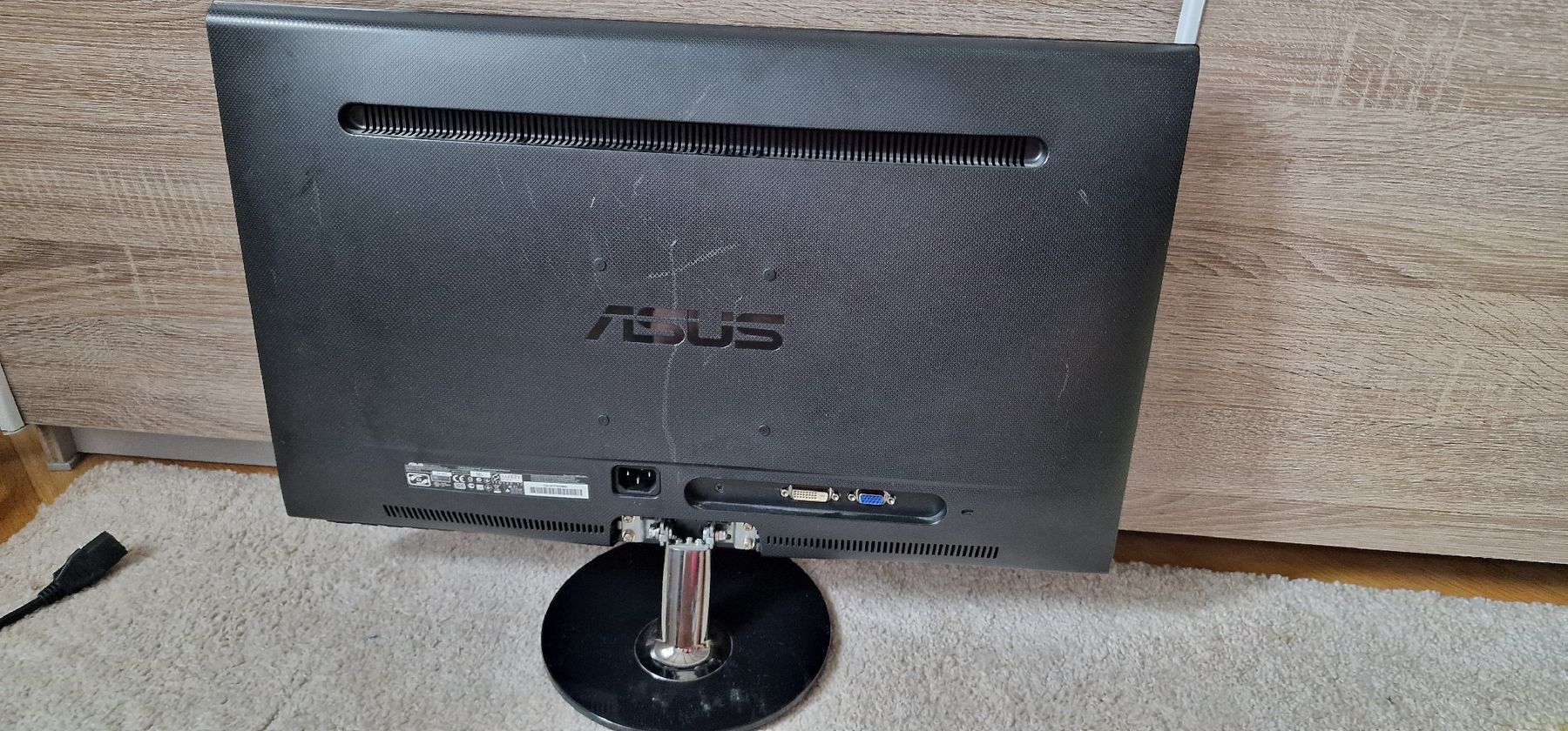 Monitor: Asus VS247 HD Monitor – Usato da Gerlafingen venduto da dulifuli 1