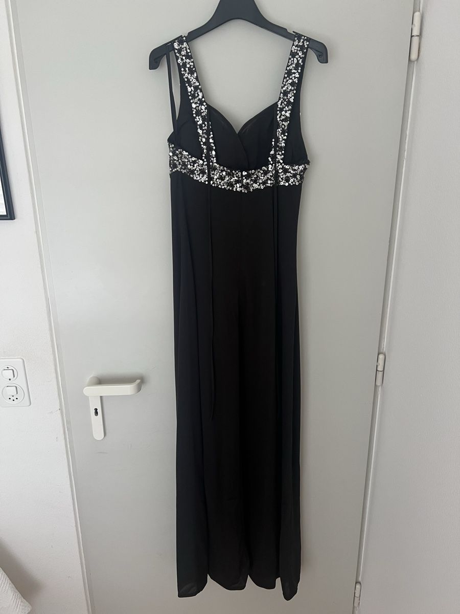 Vestiti: Elegantes Abendkleid von Laura Scott – Usato da Zürich venduto da sabri810 1