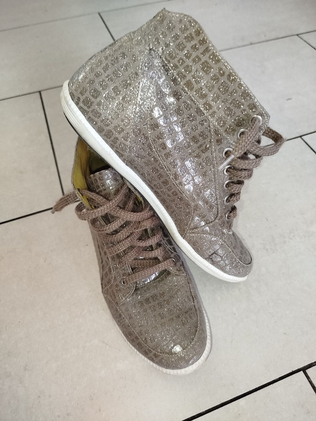 Alba Moda Scarpe da donna: "Alba Moda" Sneaker Leder in Gr. 41 – Usato da Rupperswil venduto da Annet.Dann888 2