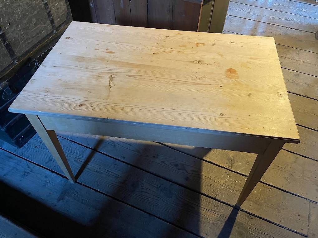 Tables: Bauerntisch Massiv Holz – D'occasion à solothurn par mar_h8mh 1