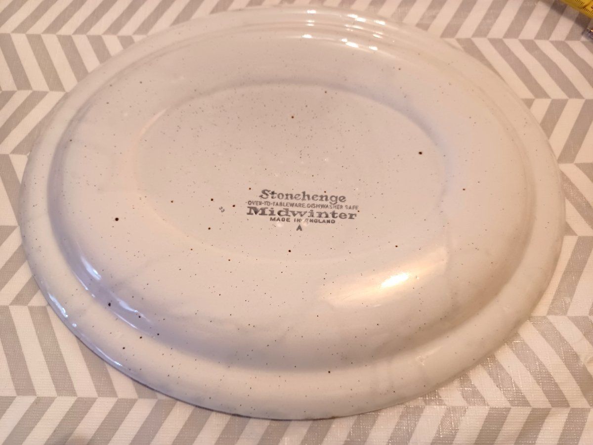Piatti di portata: Vintage Sun Stonehenge Midwinter Platte 30cm -E68 – Usato da Morges venduto da vimajes12 1