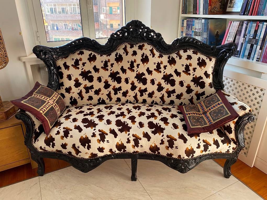 Divani: Sofa antique 3 places – Usato da Bern venduto da saf_bdy5