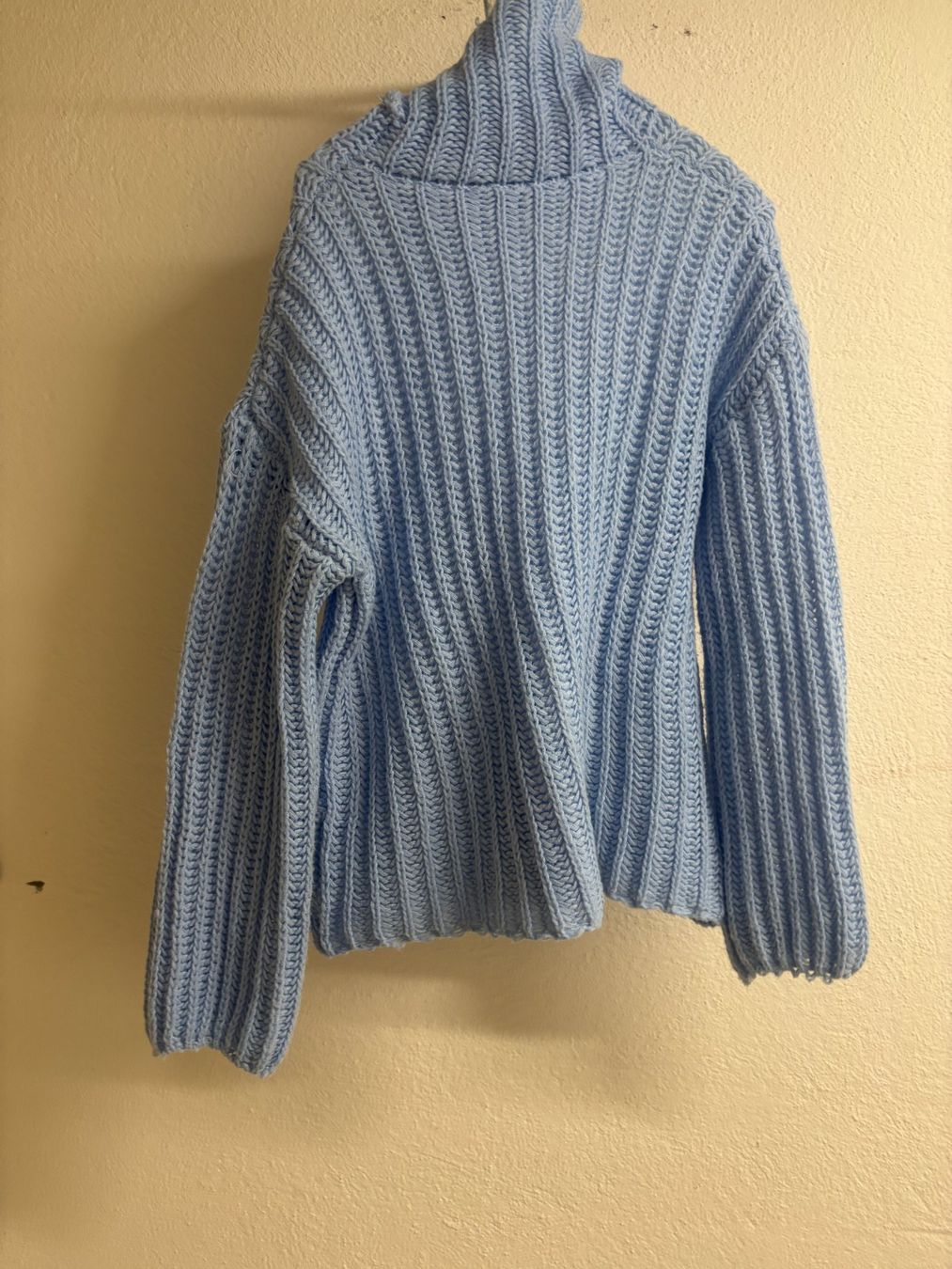 Maglioni & Felpe: Winter Damen Rollkragen Strickpullover in Hellblau, Gr M (7) – Usato da Wallisellen venduto da ASZT 1