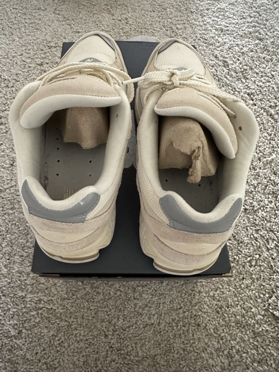 New Balance Scarpe da uomo: Basket New balance beige – Usato da Evilard venduto da zoe.mrsg 2