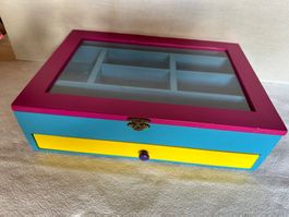 Boite de rangement multicolore en bois avec tiroir