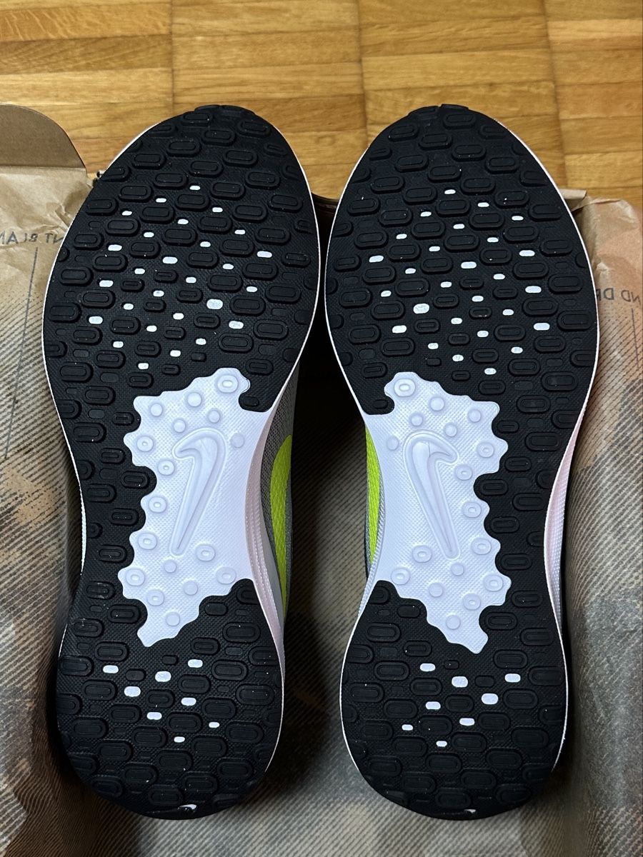 Nike Herrenschuhe: Nike Laufschuhe G 44.5 – Neu und originalverpackt aus Maienfeld von tobeyl2020 1