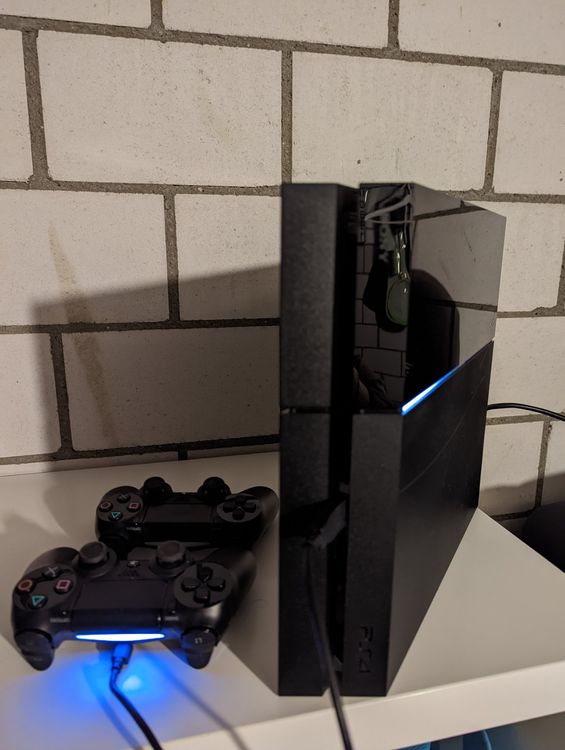 Sony Playstation 4 Kaufen auf Ricardo