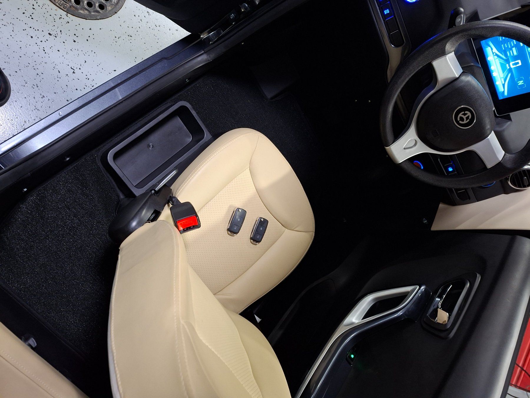 Veicoli elettrici: Senioren E-Auto Feel Lithium 2000 W 45 km/h grau – Usato da Gibswil venduto da popel 5