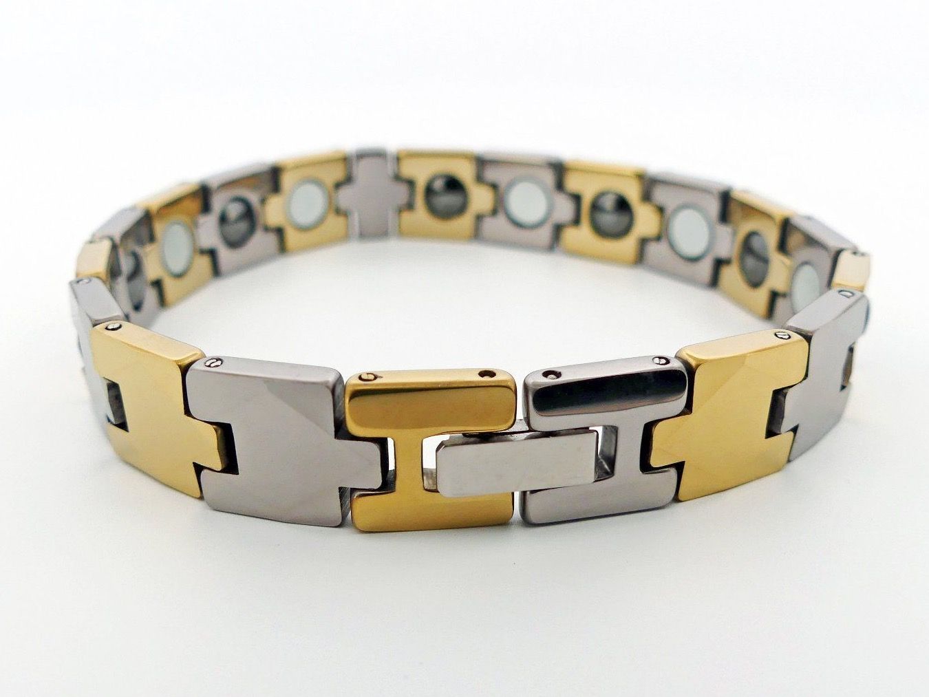 Armbänder & -reifen: Armband aus Edelstahl und Titanium – Neu und originalverpackt aus Matten b. Interlaken von kero71