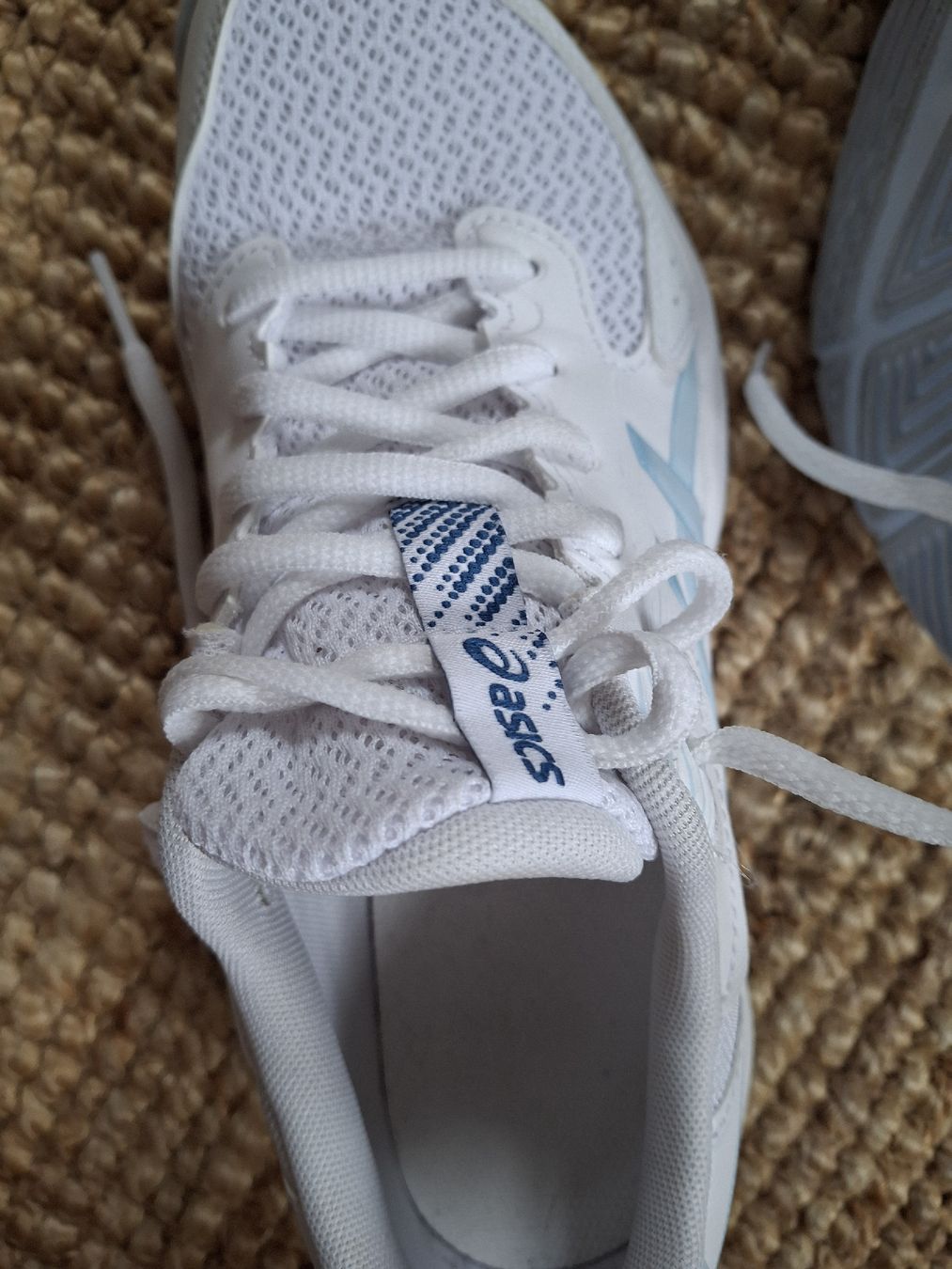 Asics Scarpe da donna: Sneakers Asics T39  – Usato da Lausanne venduto da Cognitia 4