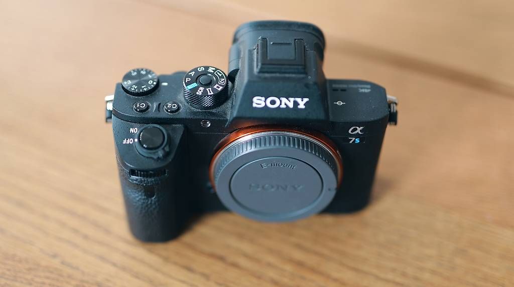 Fotocamera: Sony Alpha 7S II – Usato da Weesen venduto da New-Level-Fitness 3