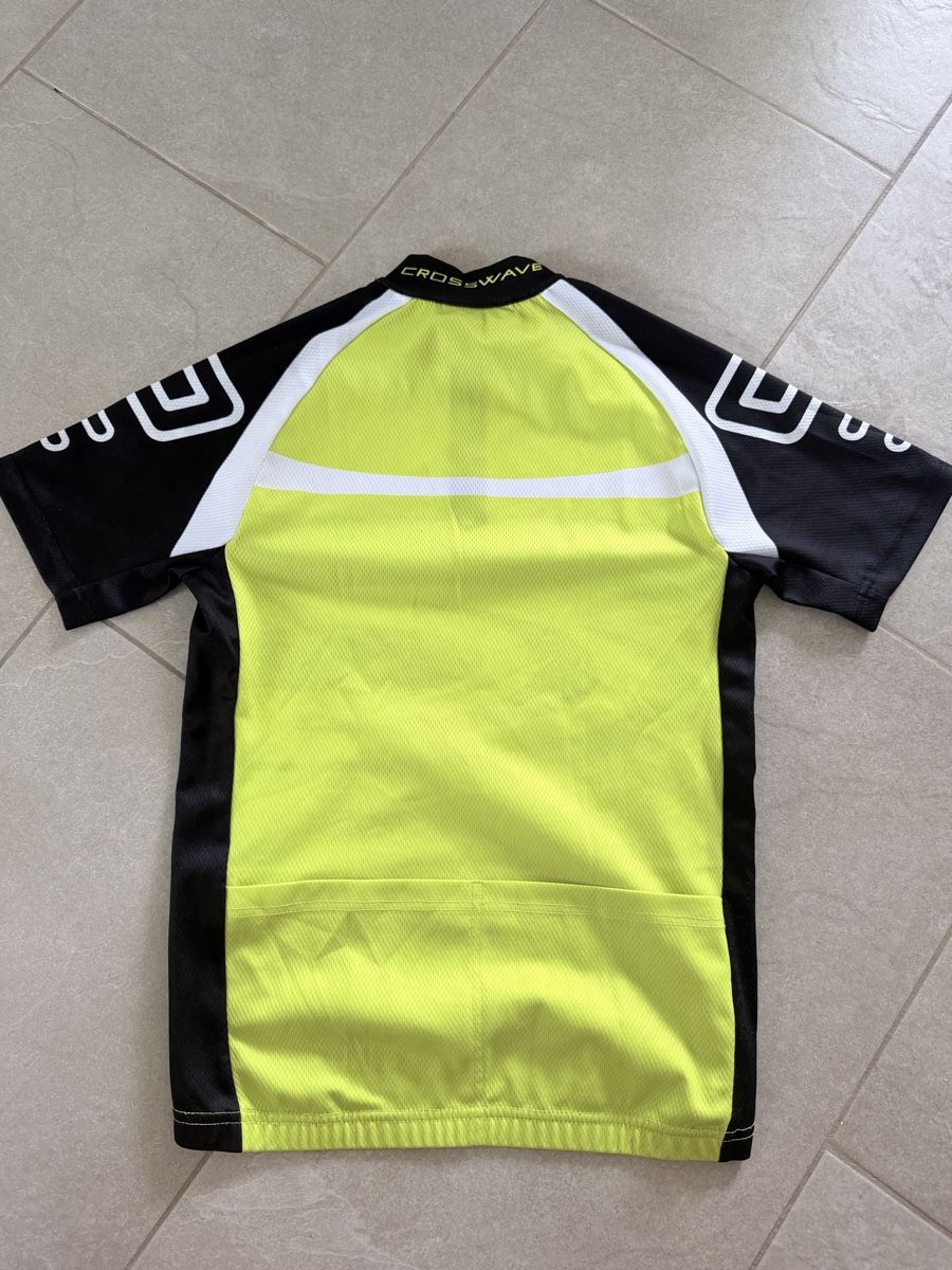 Crosswave Scarpe, pantaloni & magliette da ginnastica: Crosswave Velo Trikot Gr. 152 – Usato da Brüttisellen venduto da Ayersa 1