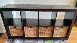 Kallax 4x2 mit 4 Rattan Körbe, mit Gebrauchspuren 