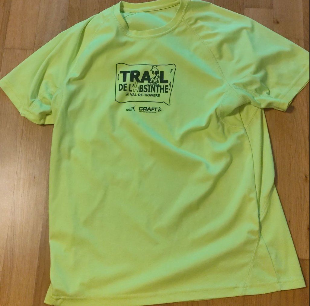 T-shirt: Lot de 4 t shirts de running taille L – Usato da Neuchâtel venduto da pie_8t6p 2