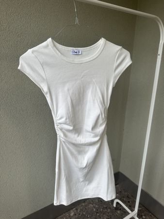 Sehr schönes, weisses Kleid