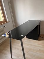 Schreibtisch