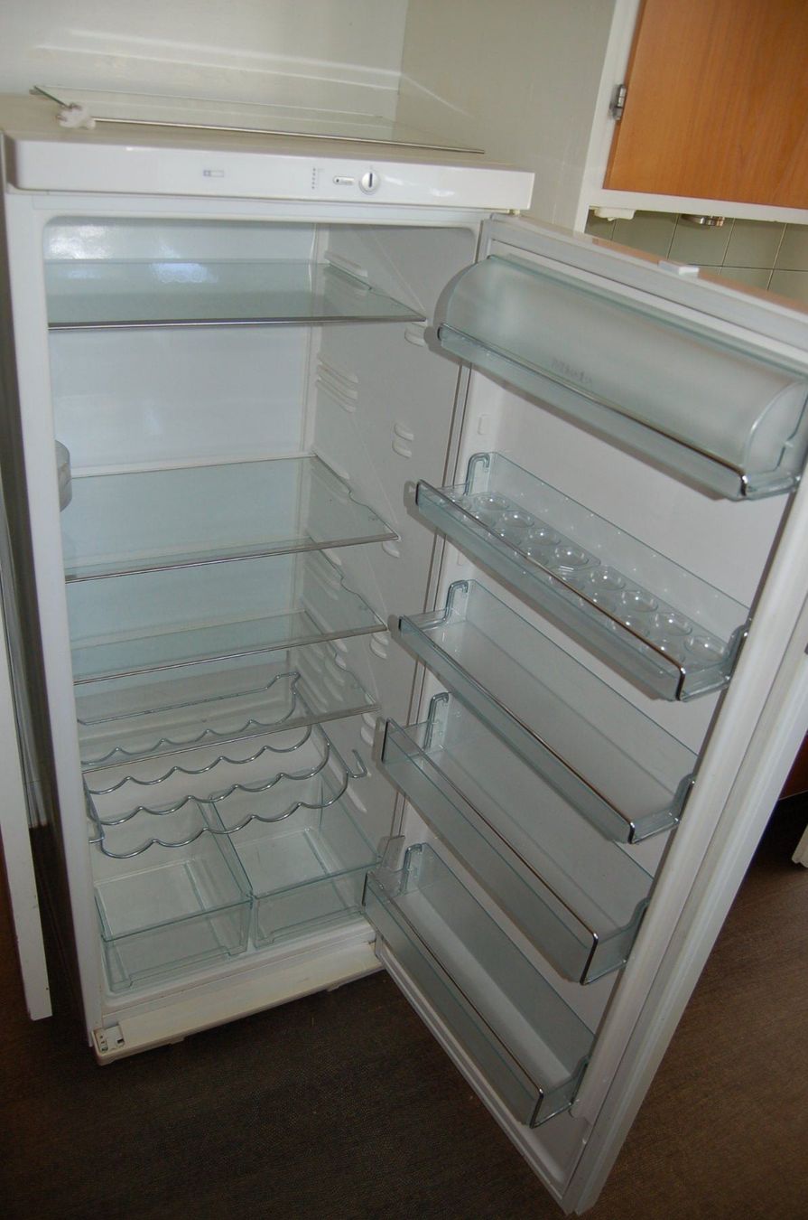 Fust Kühlschrank: Kühlschrank Miele – Gebraucht aus Herrliberg von Elisabeth.E 2