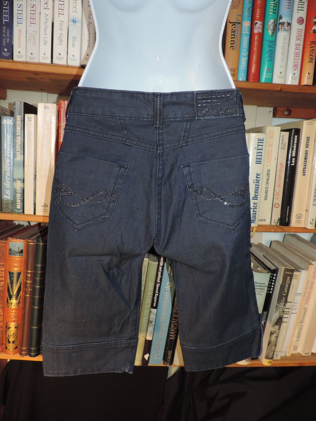 Pantaloni: corsaire jeans bleu – Usato da Genève venduto da Axelle333 9