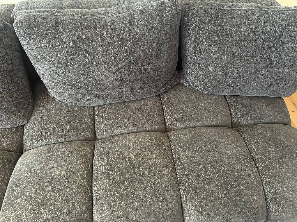 Divani: Sofa Grau  – Usato da Zürich venduto da Arya2023. 4